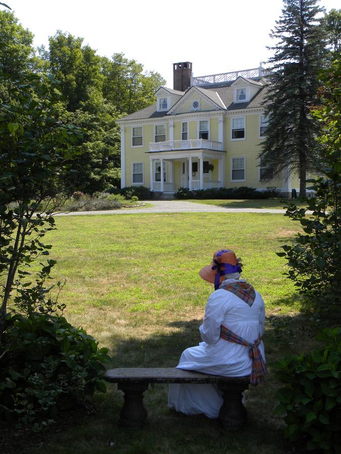 Governor'S House In Hyde Park Exterior photo