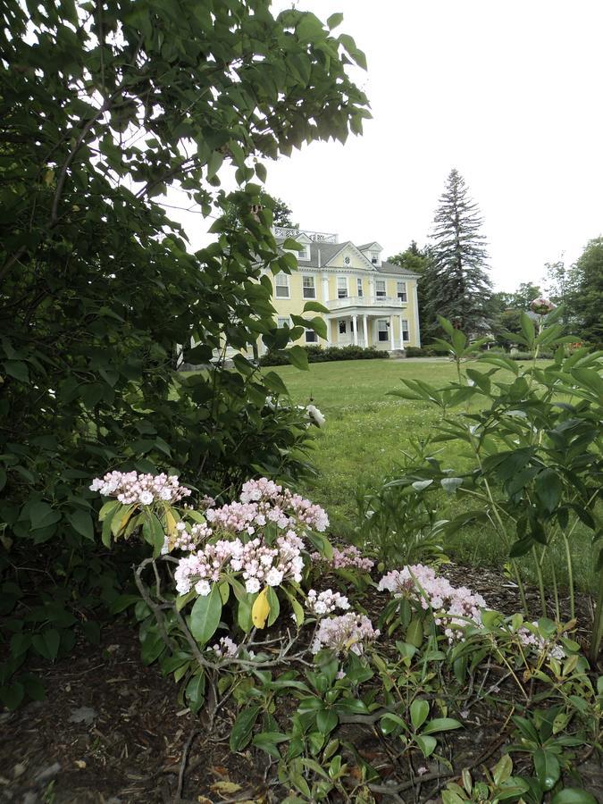 Governor'S House In Hyde Park Exterior photo
